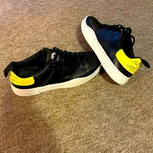 DIESEL sneakers - excellent condition! US 9.5